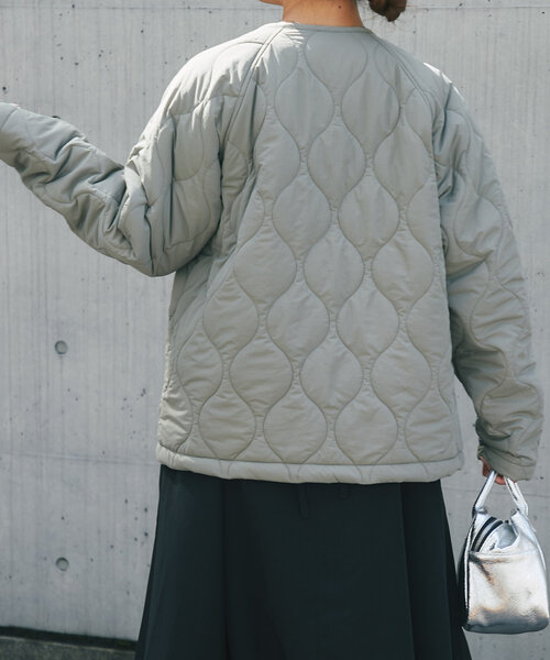 un dix cors（アンディコール）の「《2WAY》リバーシブルキルティングジャケット（ダウンジャケット/コート・レディース・ブラック/カーキ/ベージュ・FREE）」の8枚目の写真