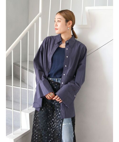 Ungrid（アングリッド）の「カットオフビッグシルエットシャツ（シャツ/ブラウス・レディース・グリーン系その他/ネイビー/オフホワイト・FREE）」の14枚目の写真