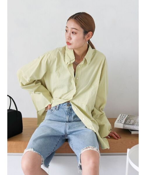 Ungrid（アングリッド）の「カットオフビッグシルエットシャツ（シャツ/ブラウス・レディース・グリーン系その他/ネイビー/オフホワイト・FREE）」の18枚目の写真