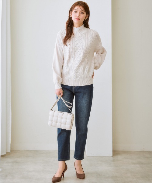 フロントケーブル編みハイネックニット（毛玉になりにくい・タンブル