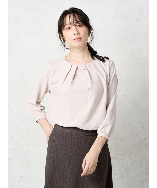 Perfect Suit FActory（パーフェクトスーツファクトリー）の「【UVカット/防しわ】パウダーストレッチ　バー付き7分袖ブラウス　ホワイト/グレー/ベージュ（シャツ/ブラウス・レディース・オフホワイト/ライトグレー/ベージュ・S/M/L）」の3枚目の写真