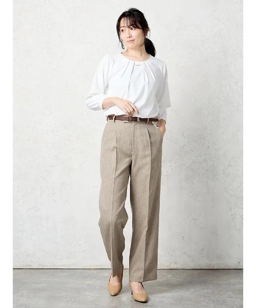 Perfect Suit FActory（パーフェクトスーツファクトリー）の「【UVカット/防しわ】パウダーストレッチ　バー付き7分袖ブラウス　ホワイト/グレー/ベージュ（シャツ/ブラウス・レディース・オフホワイト/ライトグレー/ベージュ・S/M/L）」の22枚目の写真