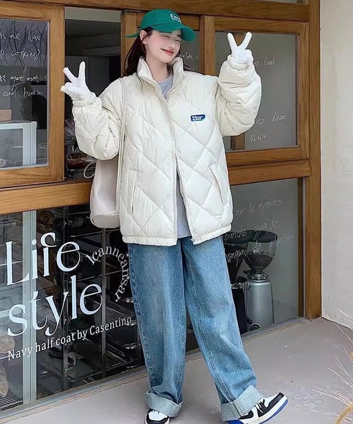 shopnikoniko(ショップニコニコ)の「中綿ブルゾン キルティング ボリューム スタンドカラー 中綿ジャケット(ダウンジャケット/コート・レディース・ホワイト・フリー)」の9枚目の写真