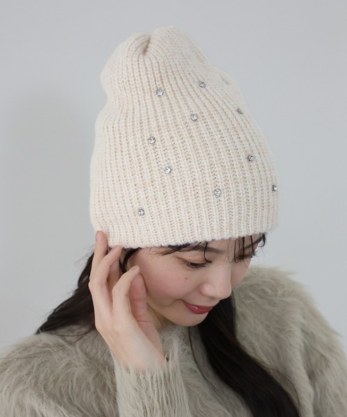 BLUEEAST（ブルーイースト）の「ビジュー付きニット帽（ニットキャップ/ビーニー・レディース・グレー/アイボリー/ブラック・FREE）」の5枚目の写真