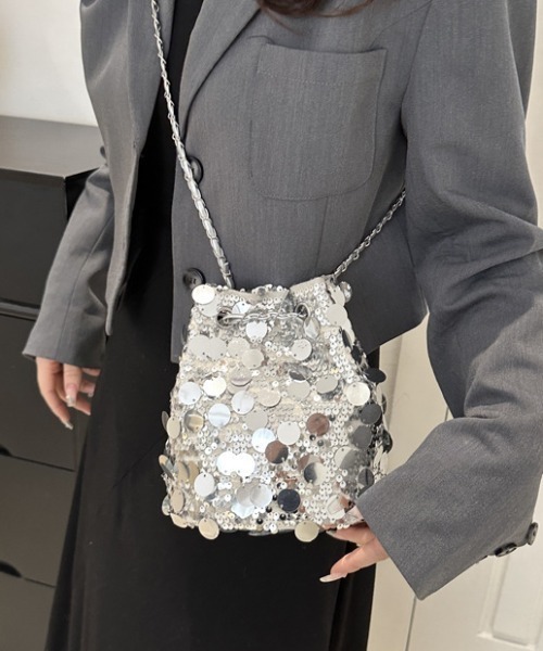 tolene(トレネ)の「スパンコールハンドバッグ チェーンストラップ(ハンドバッグ・レディース・ブラック/シルバー・ONE SIZE)」の4枚目の写真