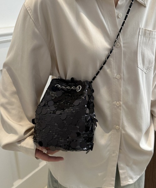 tolene(トレネ)の「スパンコールハンドバッグ チェーンストラップ(ハンドバッグ・レディース・ブラック/シルバー・ONE SIZE)」の12枚目の写真