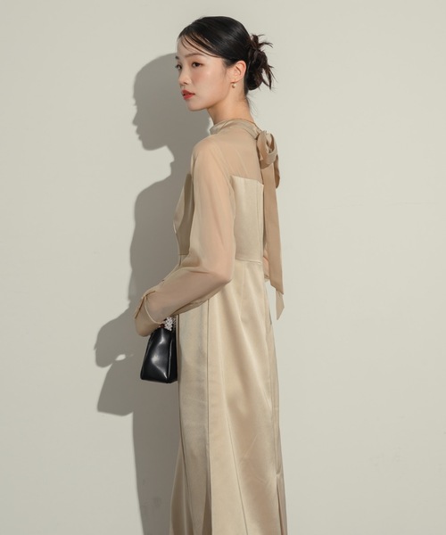 NEUNA（ヌナ）の「サテンシアー切り替えワンピース（ワンピース・レディース・ベージュ/ブラック・FREE/SMALL）」の22枚目の写真