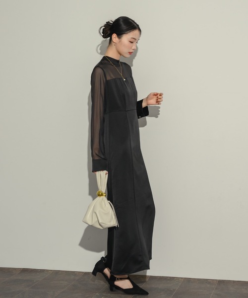 NEUNA（ヌナ）の「サテンシアー切り替えワンピース（ワンピース・レディース・ベージュ/ブラック・FREE/SMALL）」の7枚目の写真