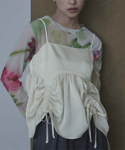 miette（ミエット）の「サテンドロストギャザービスチェ（キャミソール・レディース・アイボリー/ブラック/ブラウン・FREE）」の2枚目の写真