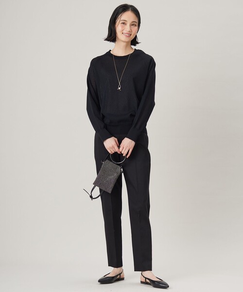 自由区（ジユウク）の「コットンサテンテーパード パンツ（その他パンツ・レディース・ブラック系/ネイビー系/ベージュ系/パイングリーン系/ブラウン/ターコイズブルー・38/40/42/36）」の21枚目の写真