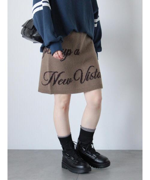 ehka sopo(エヘカソポ)の「ロゴニットミニスカート(セットアップ可)(スカート・レディース・モカ/ブラック/キナリ・F)」の17枚目の写真