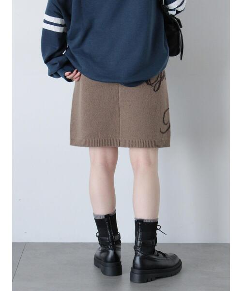 ehka sopo(エヘカソポ)の「ロゴニットミニスカート(セットアップ可)(スカート・レディース・モカ/ブラック/キナリ・F)」の10枚目の写真