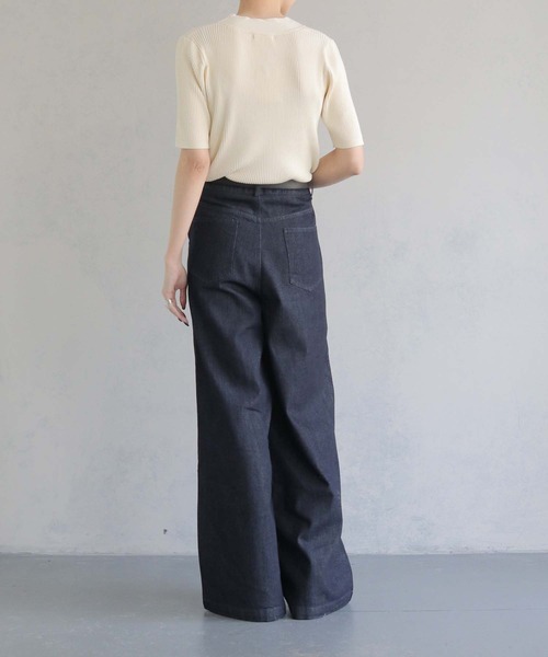 cheriella（シェリエラ）の「【cheriella】ハイウエストタックワイドデニムパンツ HIGH WAIST TUCK WIDE DENIM PANTS（デニムパンツ・レディース・インディゴブルー/ブラック・L/M/S）」の4枚目の写真