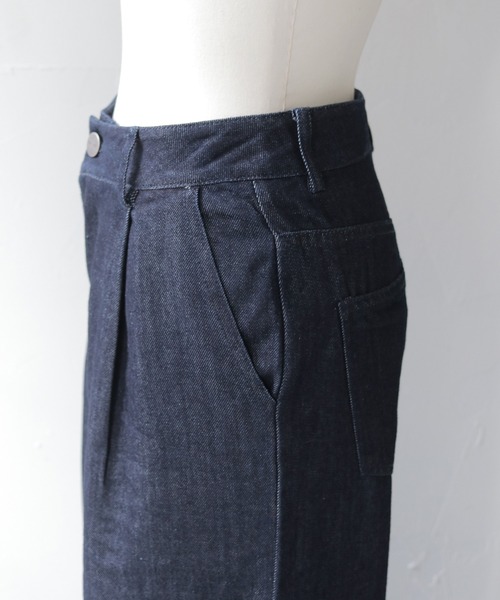 cheriella（シェリエラ）の「【cheriella】ハイウエストタックワイドデニムパンツ HIGH WAIST TUCK WIDE DENIM PANTS（デニムパンツ・レディース・インディゴブルー/ブラック・L/M/S）」の12枚目の写真