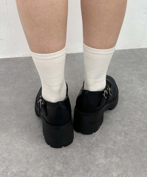 archives（アルシーヴ）の「ダブルクロスパンプス（パンプス・レディース・ブラック・MEDIUM/LARGE）」の4枚目の写真