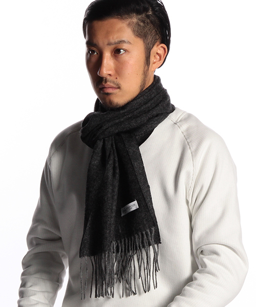 B:MING by BEAMS（ビーミングバイビームス）の「ビーミング by ビームス / ヘリンボーンマフラー　（マフラー・メンズ・サックスブルー/ネイビー/グレー/ブラック/ワイン・ONE SIZE）」の2枚目の写真