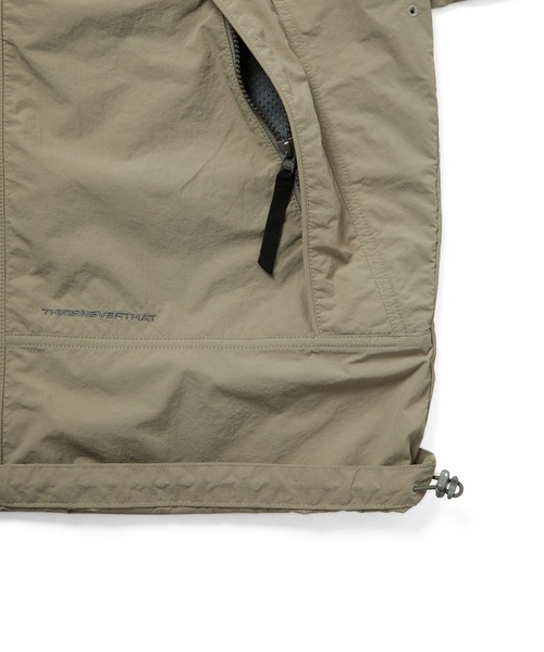 thisisneverthat(ディスイズネバーザット)の「Nylon Mountain Jacket(ナイロンジャケット・メンズ・ベージュ/ネイビー/ピンク・XL/L/M/S)」の6枚目の写真