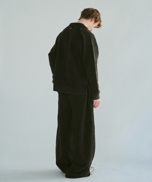 CAMPHOR WOOD(カンファーウッド)の「sunfade raglan sleeve collared sweat top / サンフェードラグランスリーブ襟付きスウェット(スウェット・メンズ・ターコイズブルー/ブラック・SMALL/MEDIUM/LARGE)」の5枚目の写真
