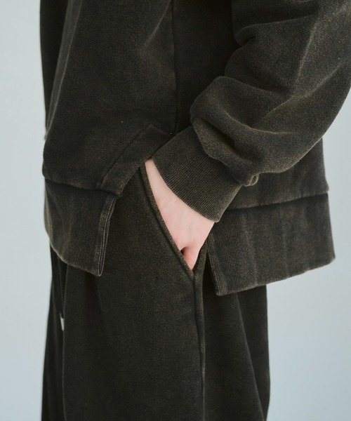 CAMPHOR WOOD(カンファーウッド)の「sunfade raglan sleeve collared sweat top / サンフェードラグランスリーブ襟付きスウェット(スウェット・メンズ・ターコイズブルー/ブラック・SMALL/MEDIUM/LARGE)」の17枚目の写真