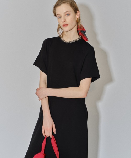 yae（ヤエ）の「Long T-shirt dress / ロングTシャツドレス（ワンピース・レディース・ライトブルー/ブラック/チャコールグレー・36/38）」の13枚目の写真