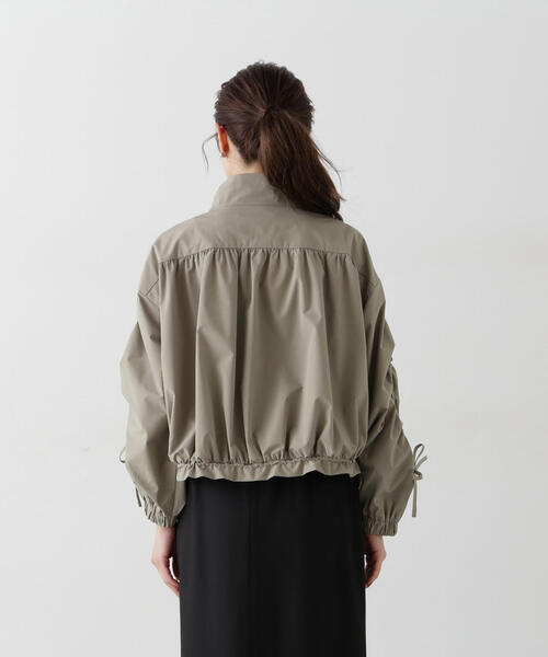 PROPORTION BODY DRESSING(プロポーションボディドレッシング)の「シャーリングリボンブルゾン / 1215155300(テーラードジャケット・レディース・カーキ/ベージュ・SMALL/MEDIUM)」の9枚目の写真