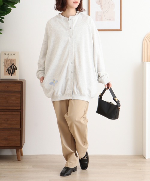 Quelle Chance（ケルシャンス）の「ハシビロコウ刺繍ビッグカーデガン（カーディガン/ボレロ・レディース・グレー/ベージュ/ネイビー・M）」の7枚目の写真