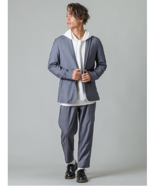 REGIEVO(レジエボ)の「2つボタンテーラードジャケット(テーラードジャケット・メンズ・ブラック/ベージュ/グレー・SMALL/MEDIUM/LARGE/X-LARGE)」の9枚目の写真