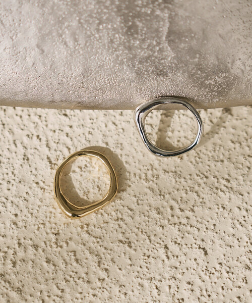 Kastane（カスタネ）の「【fiw.】ラインリング（リング・レディース・シルバー/ゴールド・FREE）」の2枚目の写真