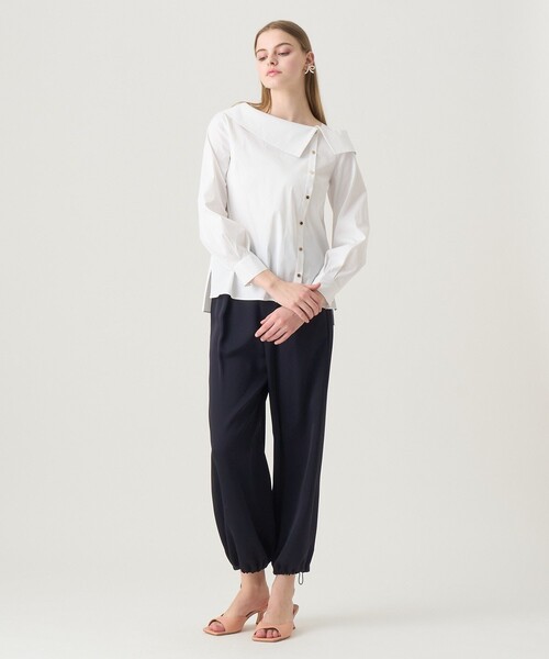 ANAYI（アナイ）の「ストレッチブロードアシメ ブラウス（シャツ/ブラウス・レディース・ホワイト/ネイビー・38/36）」の10枚目の写真