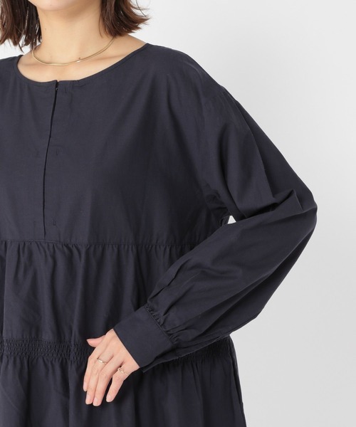 studio CLIP（スタディオクリップ）の「ティアードチュニック丈ワンピース（チュニック・レディース・ブラウン/ネイビー・FREE）」の15枚目の写真