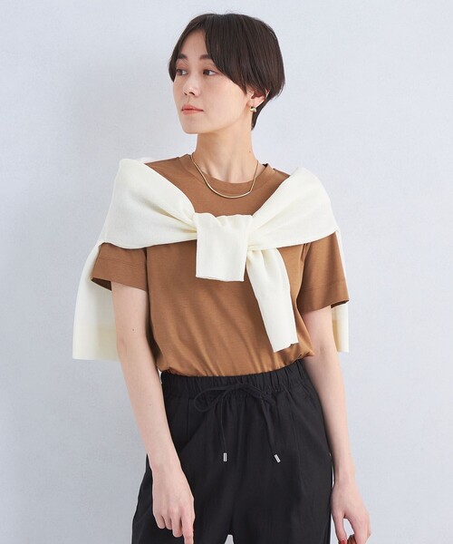 green label relaxing（グリーンレーベルリラクシング）の「＜1_OF MINE＞スタンダード Tシャツ -制菌-（Tシャツ/カットソー・レディース・ライトブルー/オフホワイト/ダークグレー/その他1/ベージュ/モカ/その他2・40/38）」の4枚目の写真