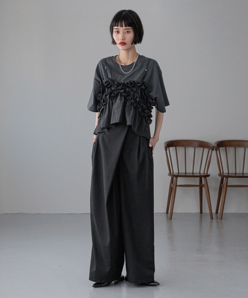 LOWRYS FARM（ローリーズファーム）の「タックワイドラップパンツ　310746（スラックス・レディース・ブラック/チャコールグレー/グリーン・MEDIUM/LARGE）」の9枚目の写真