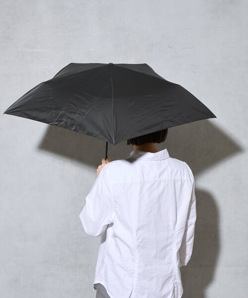 BIRTHDAY BAR（バースデイバー）の「【晴雨兼用 折りたたみ日傘】無地軽量（折りたたみ傘・レディース・アイボリー/ブラック/グリーン系その他4/グレー/バイオレット・0）」の2枚目の写真