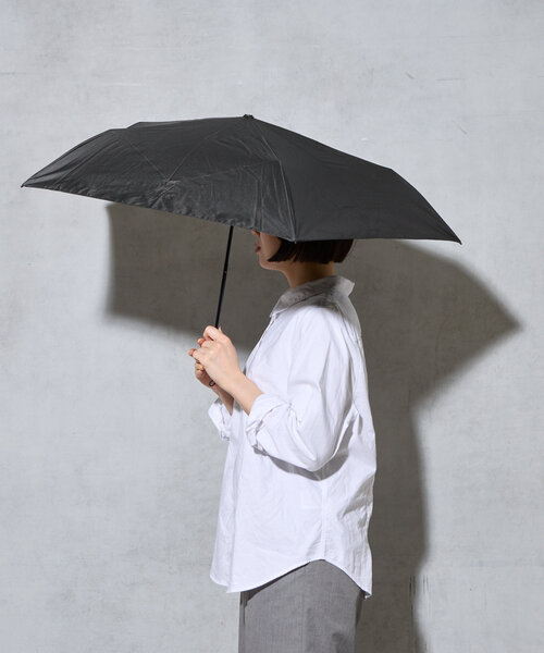 BIRTHDAY BAR（バースデイバー）の「【晴雨兼用 折りたたみ日傘】無地軽量（折りたたみ傘・レディース・アイボリー/ブラック/グリーン系その他4/グレー/バイオレット・0）」の8枚目の写真