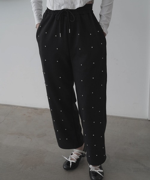 Clum（クルム）の「パールスウェットパンツ（スウェットパンツ・レディース・ブラック/グレー・LARGE/MEDIUM）」の2枚目の写真