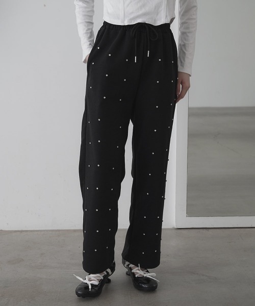 Clum（クルム）の「パールスウェットパンツ（スウェットパンツ・レディース・ブラック/グレー・LARGE/MEDIUM）」の6枚目の写真