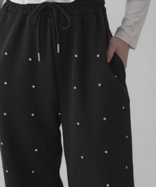 Clum（クルム）の「パールスウェットパンツ（スウェットパンツ・レディース・ブラック/グレー・LARGE/MEDIUM）」の4枚目の写真