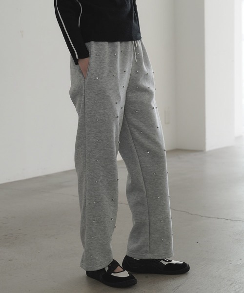 Clum（クルム）の「パールスウェットパンツ（スウェットパンツ・レディース・ブラック/グレー・LARGE/MEDIUM）」の15枚目の写真
