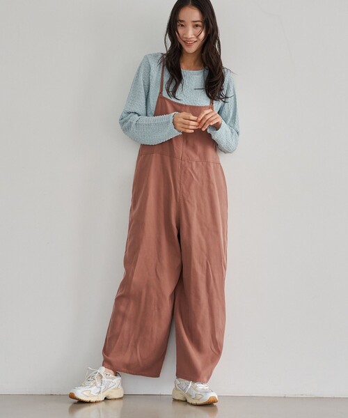 coen（コーエン）の「ライトデニムキャミサロペット（サロペット/オーバーオール・レディース・オフホワイト/ブラック/モカ/コバルトブルー・M/L）」の3枚目の写真