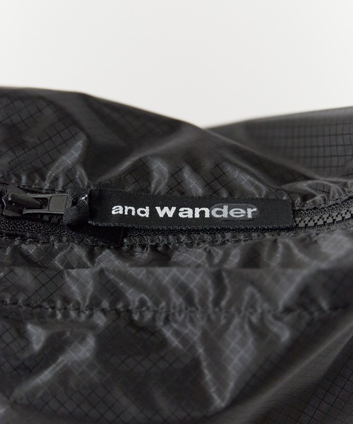 and wander（アンドワンダー）の「and wander/アンドワンダー sil sacoche サコッシュ 2026新作　再入荷（ショルダーバッグ・メンズ・ブラック・FREE）」の6枚目の写真