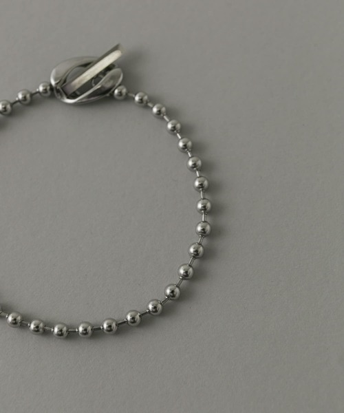 SMELLY（スメリー）の「ステンレスニュアンスマンテルブレスレット（ブレスレット・メンズ・シルバー・-）」の3枚目の写真
