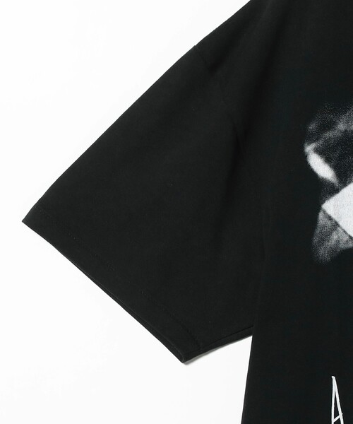 International Gallery BEAMS(インターナショナルギャラリービームス)の「Insonnia Projects / The Smashing Pumpkins ADORE プリント Tシャツ(Tシャツ/カットソー・メンズ・ブラック・3/1/2)」の3枚目の写真