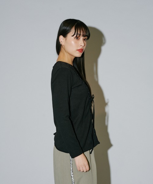 terrace（テラス）の「ドーフィーネカットリブトップ（Tシャツ/カットソー・レディース・オフホワイト/グレー/ブラック・MEDIUM）」の16枚目の写真