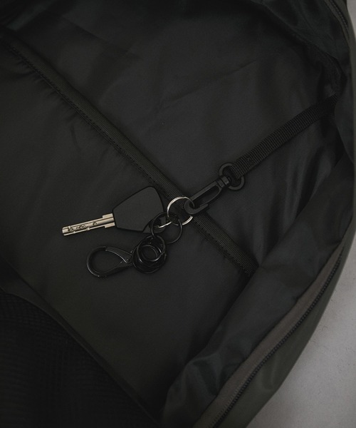 SALON adam et rope'(サロン アダム エ ロペ)の「ラウンドポーチ&エコバッグ付きリュック(バックパック/リュック・レディース・ブラック/グレー/グレー系その他・FREE)」の8枚目の写真