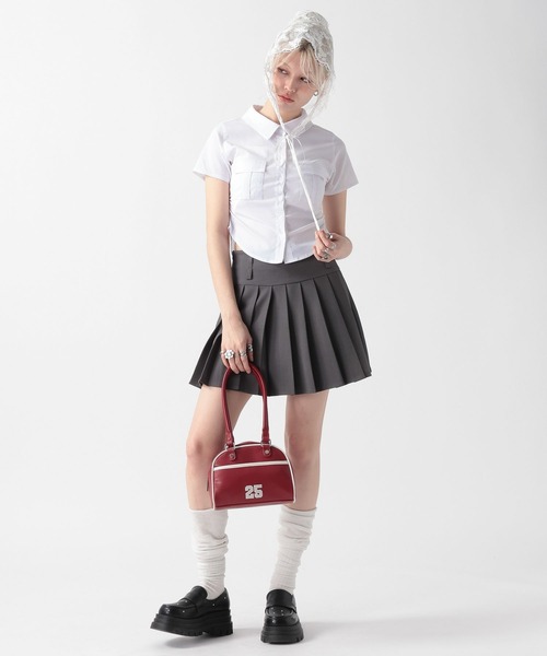 FOREVER 21（フォーエバー トゥエンティーワン）の「【2025SS】コンパクトスリムシャツ（シャツ/ブラウス・レディース・ブラック/ホワイト/グレー・FREE）」の8枚目の写真