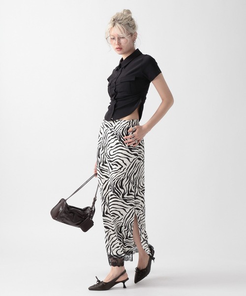 FOREVER 21（フォーエバー トゥエンティーワン）の「【2025SS】コンパクトスリムシャツ（シャツ/ブラウス・レディース・ブラック/ホワイト/グレー・FREE）」の15枚目の写真