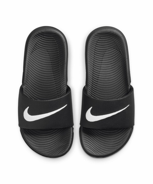 NIKE(ナイキ)の「ナイキ NIKE ナイキ カワ スライド GS/PS(サンダル・キッズ・ブラック×ホワイト・22.0cm/19.0cm/20.0cm/21.0cm)」の2枚目の写真