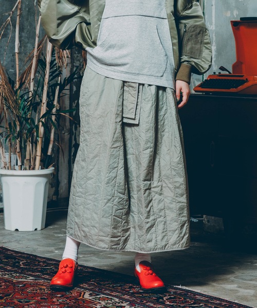 sneeuw（スニュウ）の「ウォッシュトキルティングスカート（スカート・レディース・グレー/ブラウン・ONESIZE）」の9枚目の写真