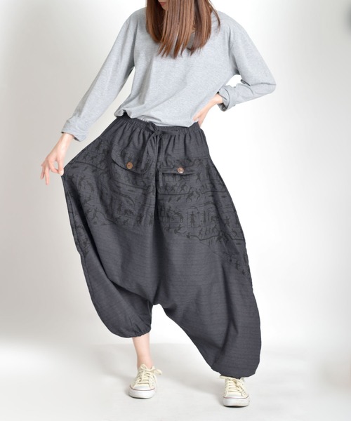 MARAI（マーライ）の「壁画風イラストサルエルパンツ（その他パンツ・レディース・ネイビー/キャメル・FREE）」の16枚目の写真
