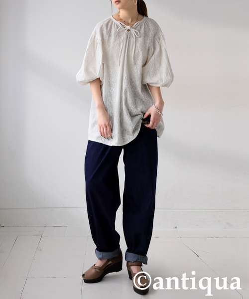 antiqua(アンティカ)の「ペイズリー刺繍ブラウス(シャツ/ブラウス・レディース・ブルー/ライトグリーン/オフホワイト/ブラック・ONESIZE)」の5枚目の写真